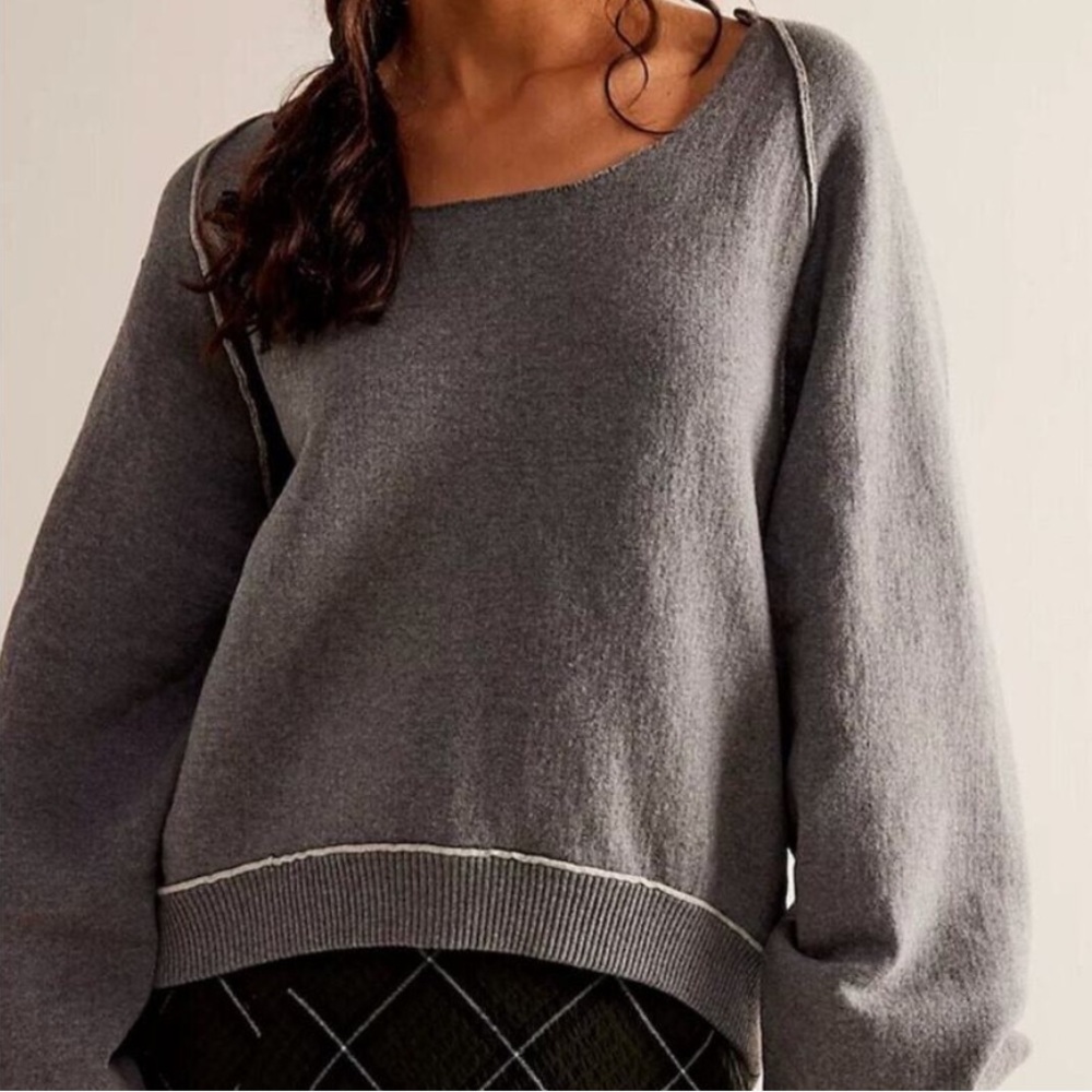 WE THE FREE MIDNIGHT PULLOVER DARK GRAY